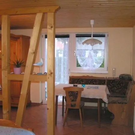 Ferienbungalow Mit Terrasse Und Angelplatz 펜션 보른